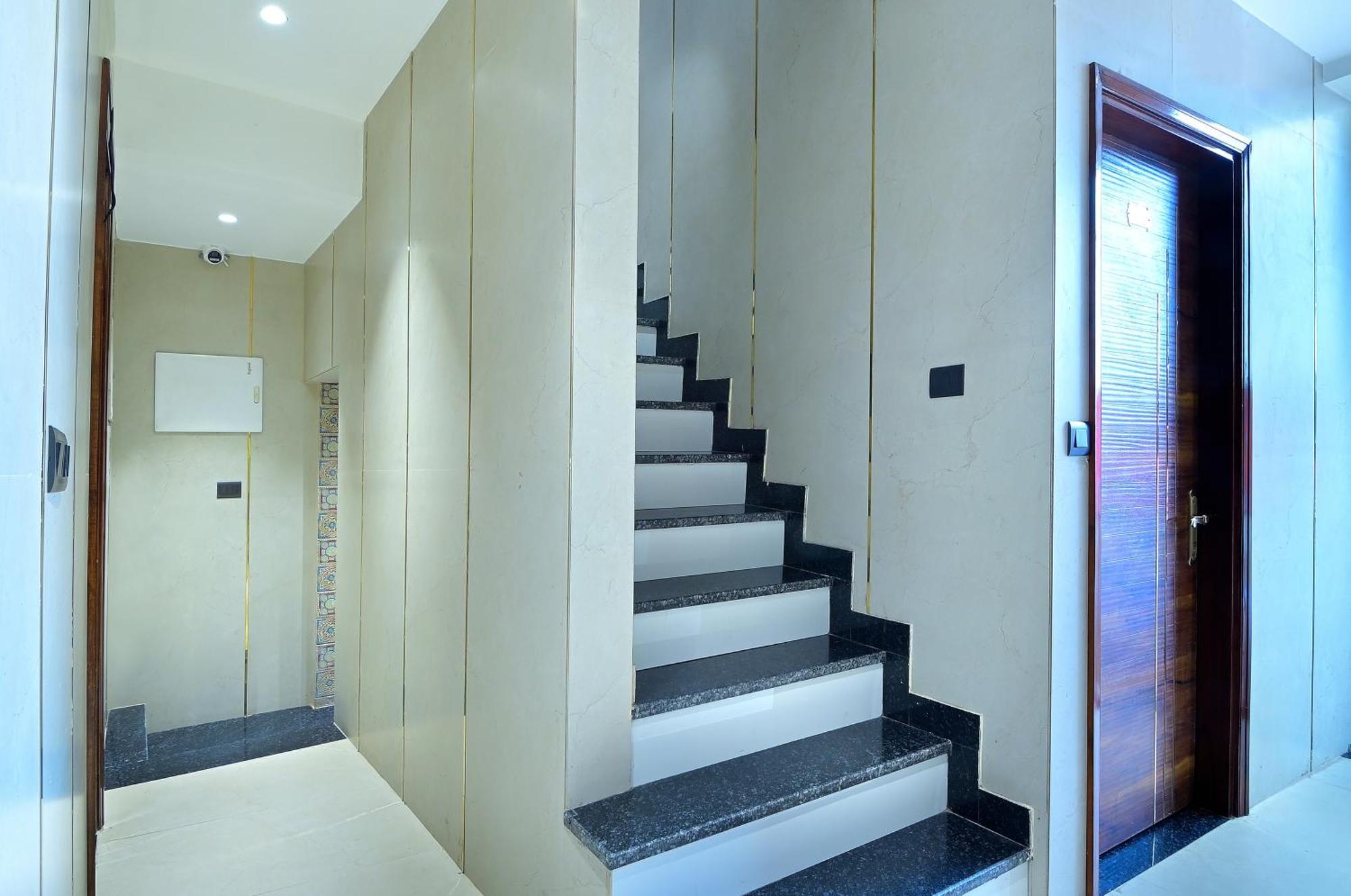 Hotel Nav Durga "2 Walking From New Delhi Railway Station" エクステリア 写真