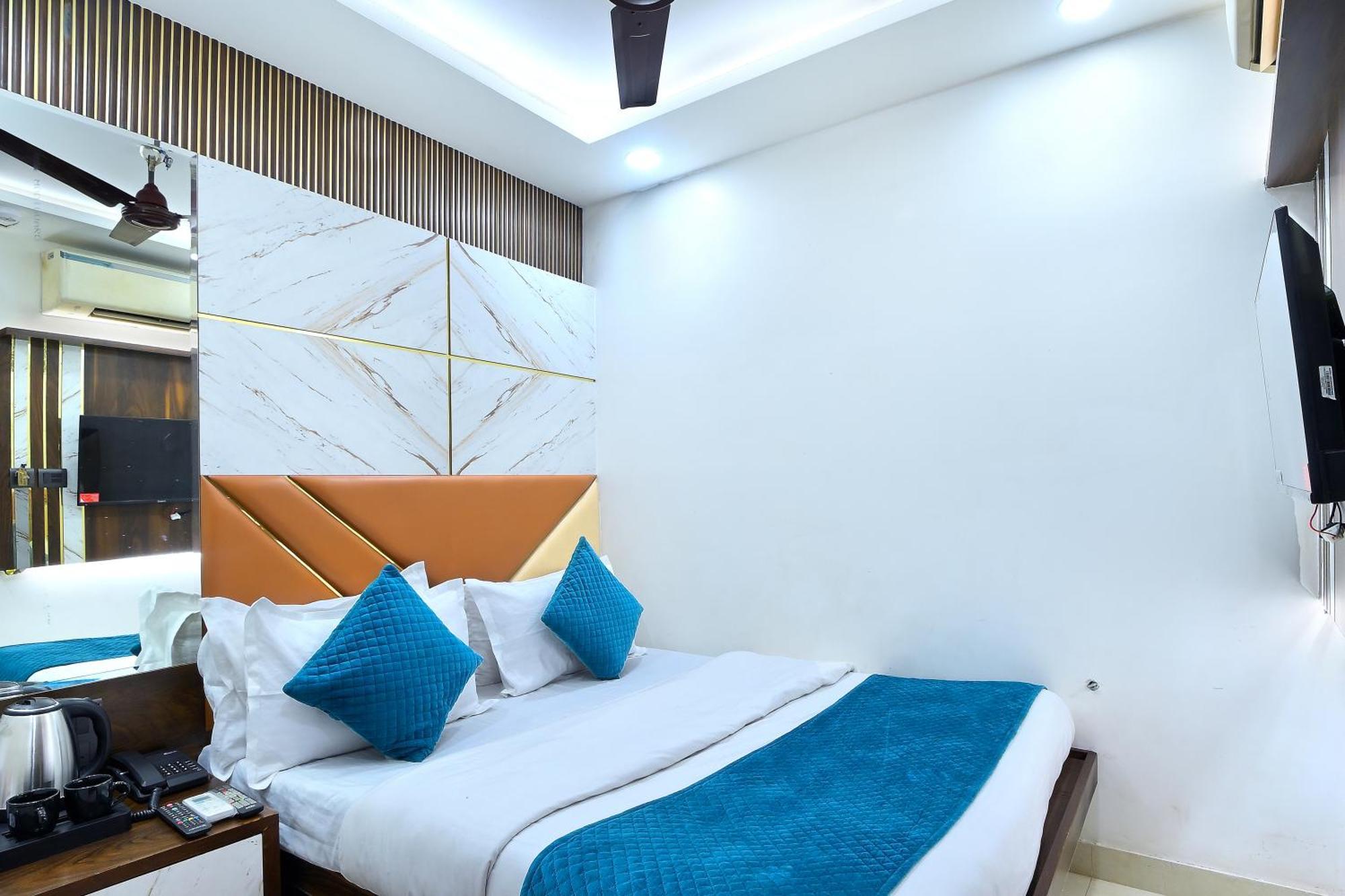 Hotel Nav Durga "2 Walking From New Delhi Railway Station" エクステリア 写真