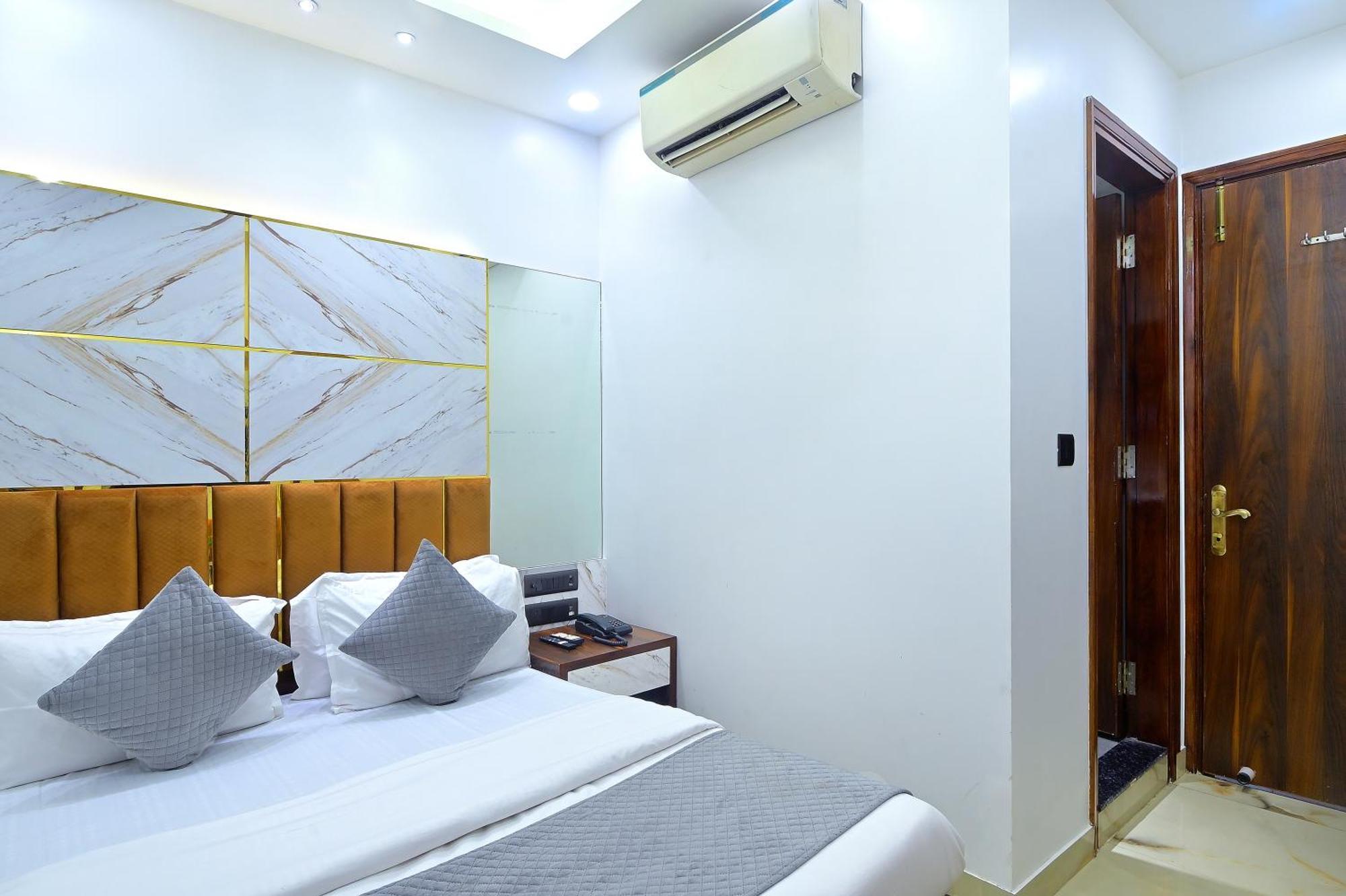 Hotel Nav Durga "2 Walking From New Delhi Railway Station" エクステリア 写真